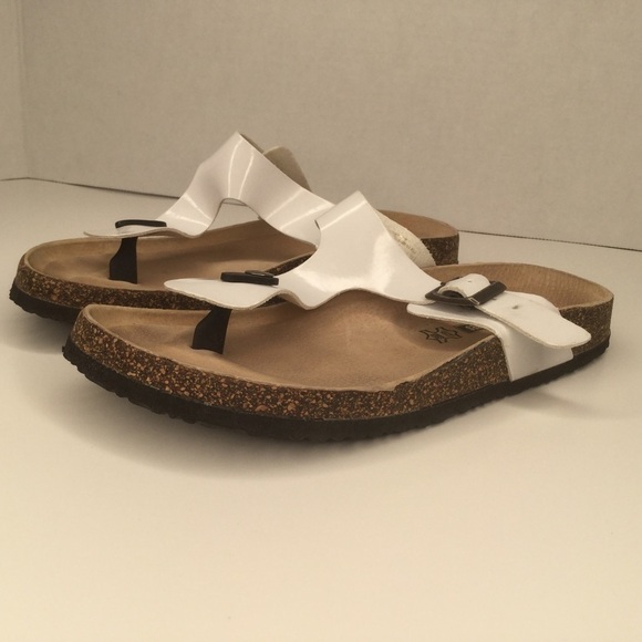 Tender Tootsies thong sandals. Birk style. - Picture 4 of 8